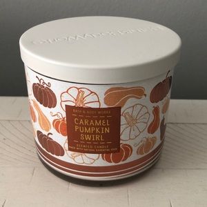 Caramel Pumpkin Swirl 🎃 Bath & Body Works!